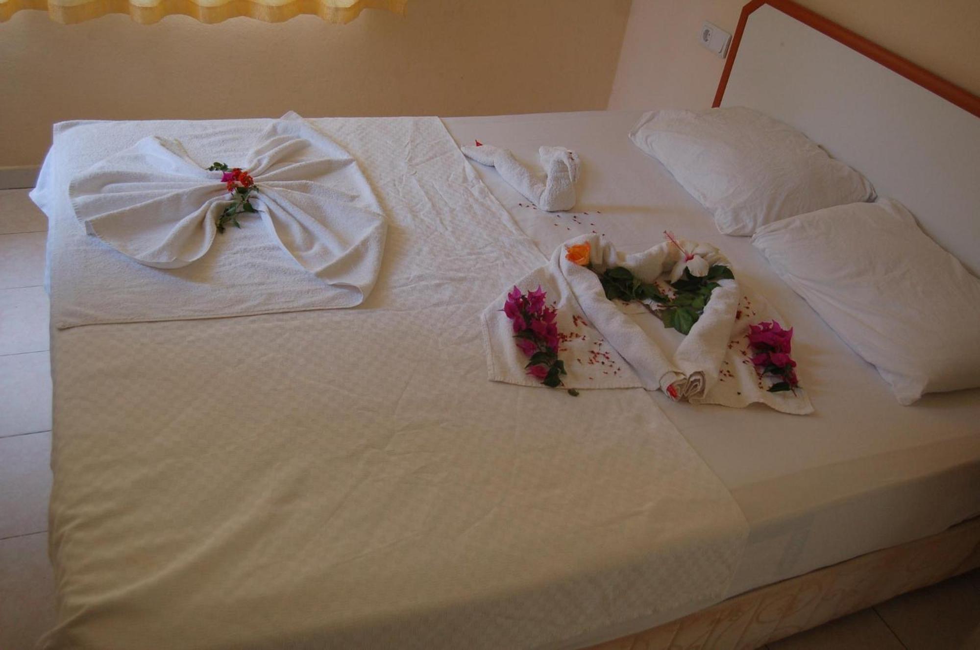 Linda Apart Hotel Side Bagian luar foto